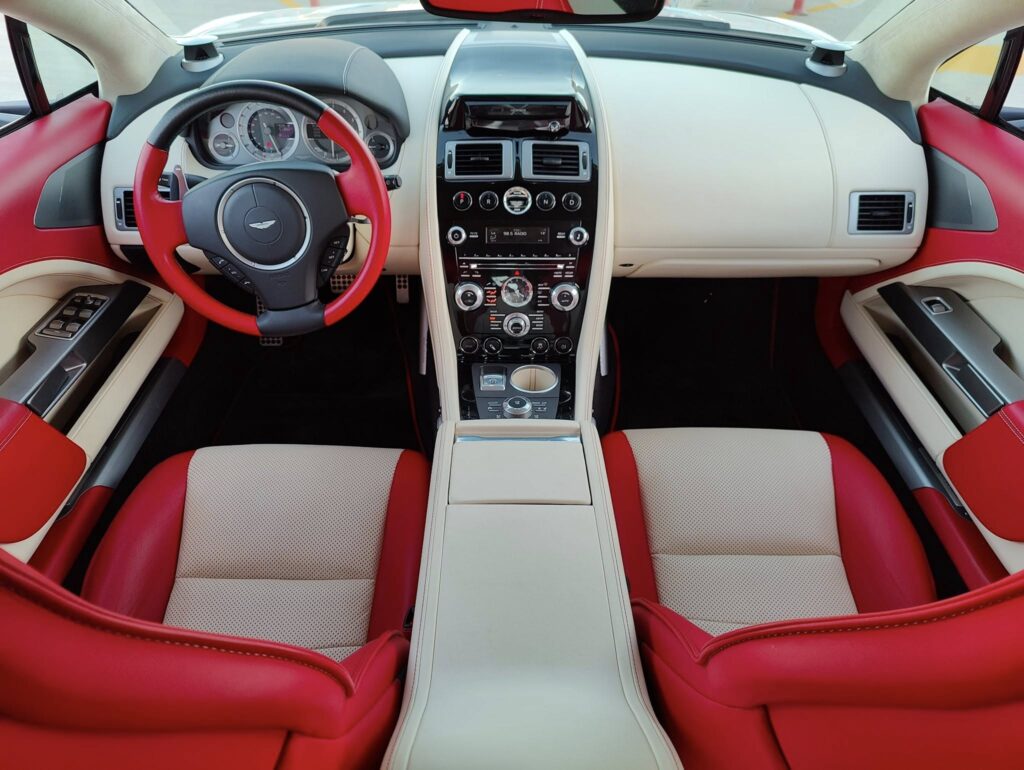 Aston Martin Rapide - Japan