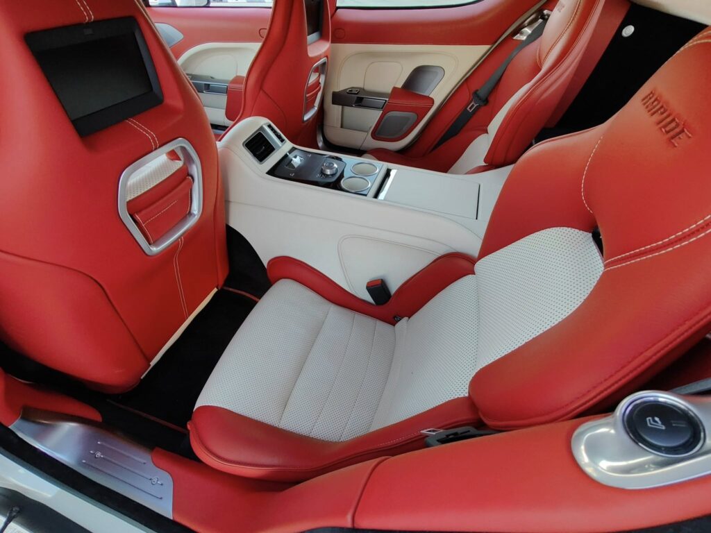 Aston Martin Rapide - Japan